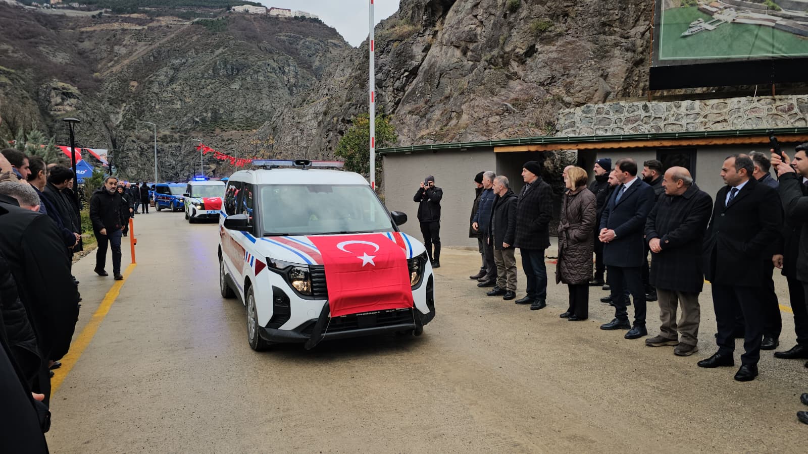 Güvenlik Güçlerine 55 Araçlık Dev Takviye-8