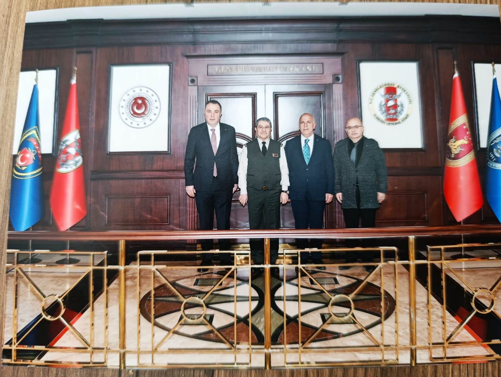 2A162D2C 3509 4E2A A235 34942A9D3174