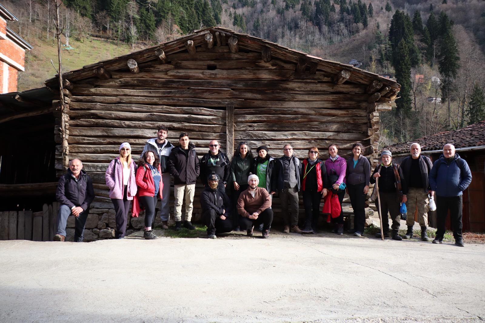 3D6C10Ab 27C2 4B0B Ba09 5Ff09A0F1610