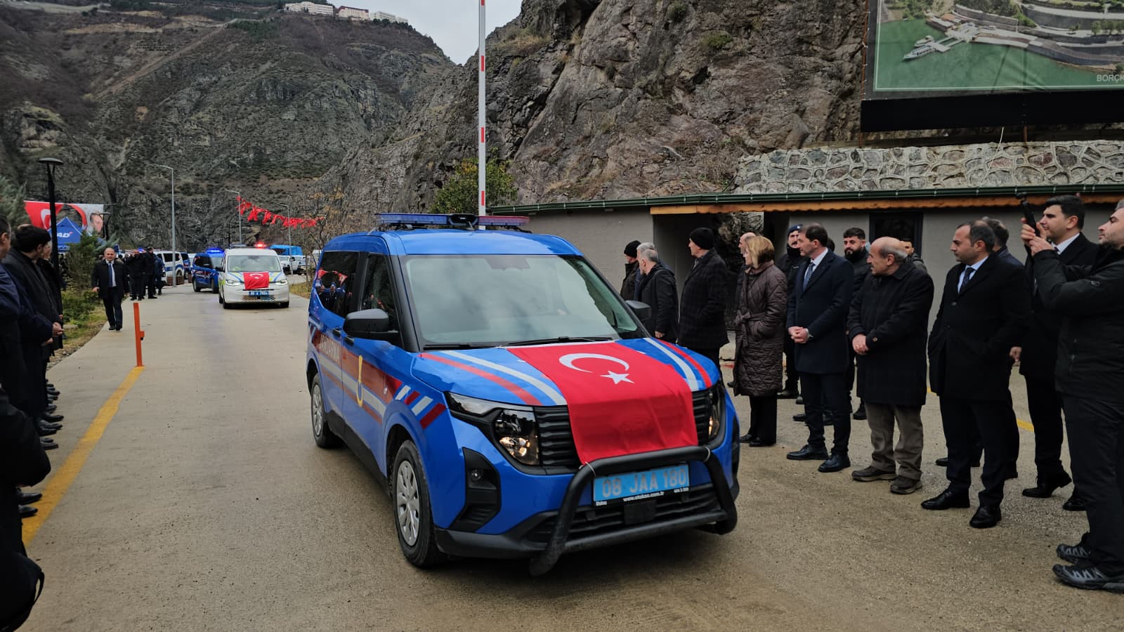 Güvenlik Güçlerine 55 Araçlık Dev Takviye-6