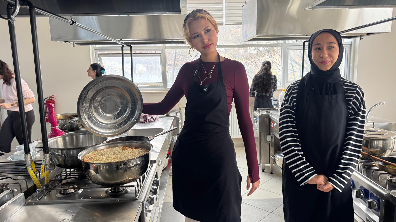 Kültürler Aynı Sofrada Buluştu-7