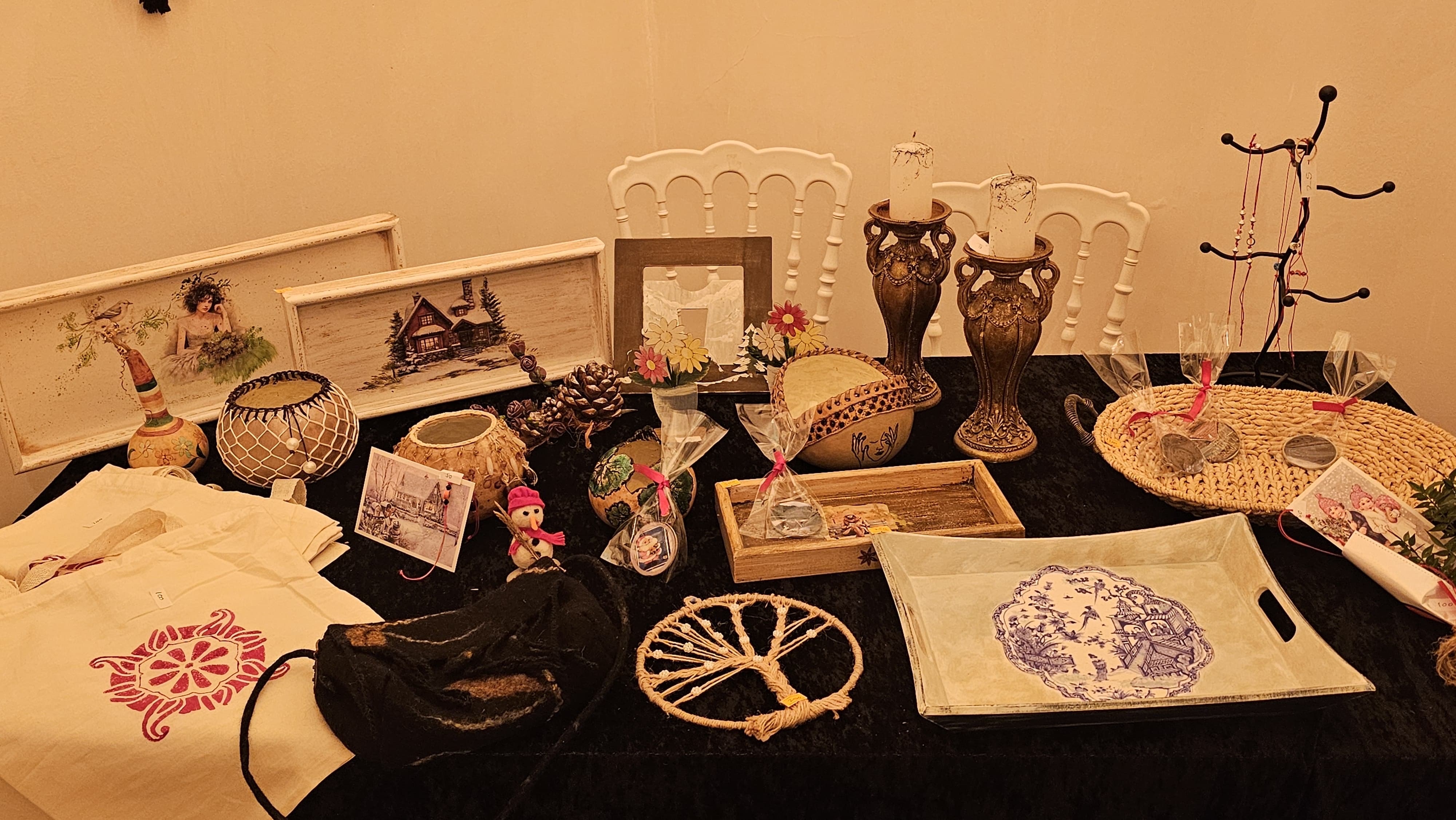 882A5A9F 5F87 435B A526 E7Cedaaa8Bc0