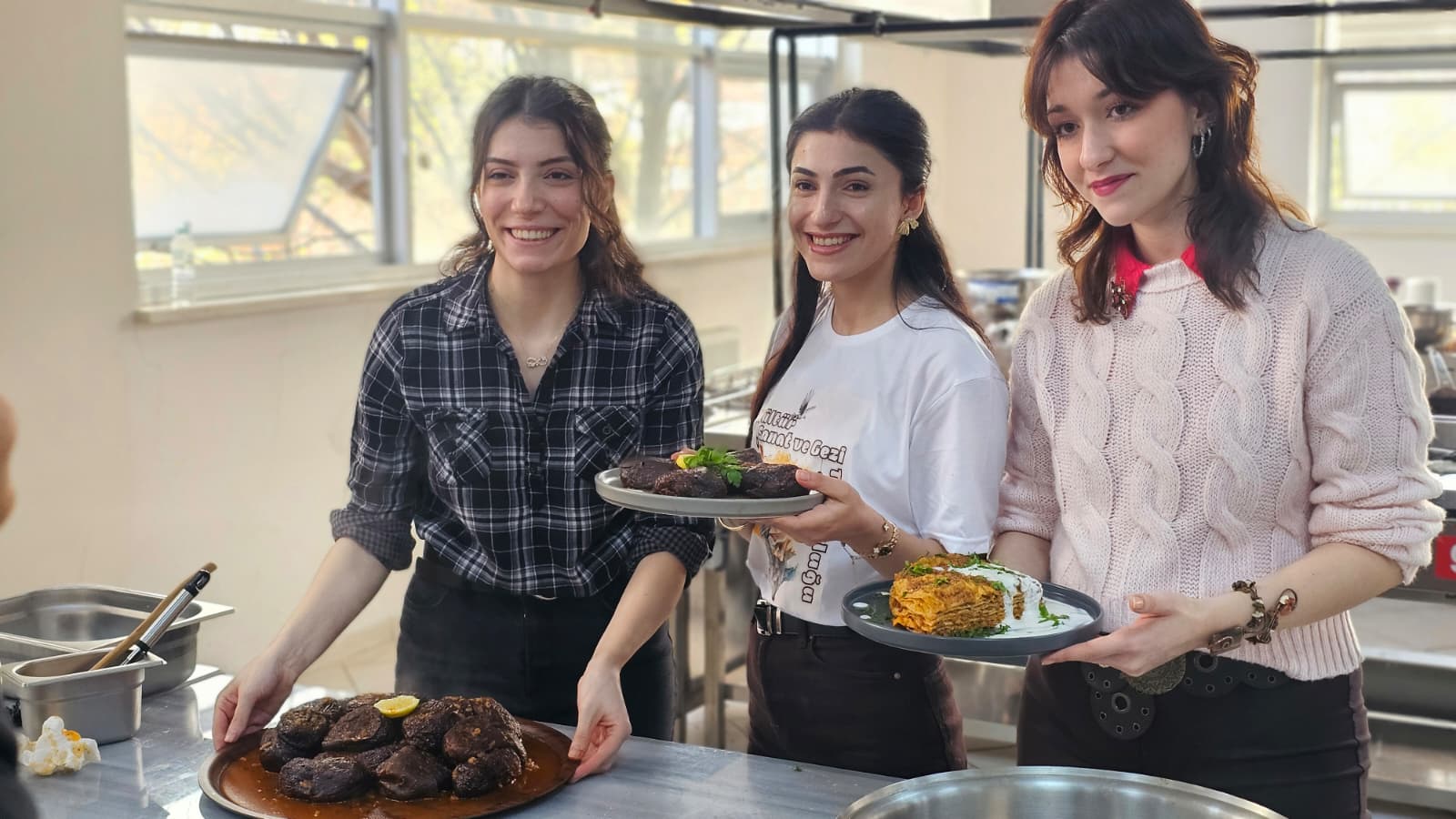 Kültürler Aynı Sofrada Buluştu-4