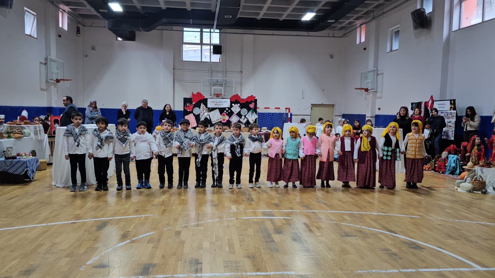 “El Ele Gönül Gönüle Yedi Bölgemiz” Etkinliği Gerçekleşti (9)-1