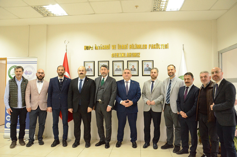 Hopa Yerleşkesinde Hayır Çarşısı Açıldı (1)