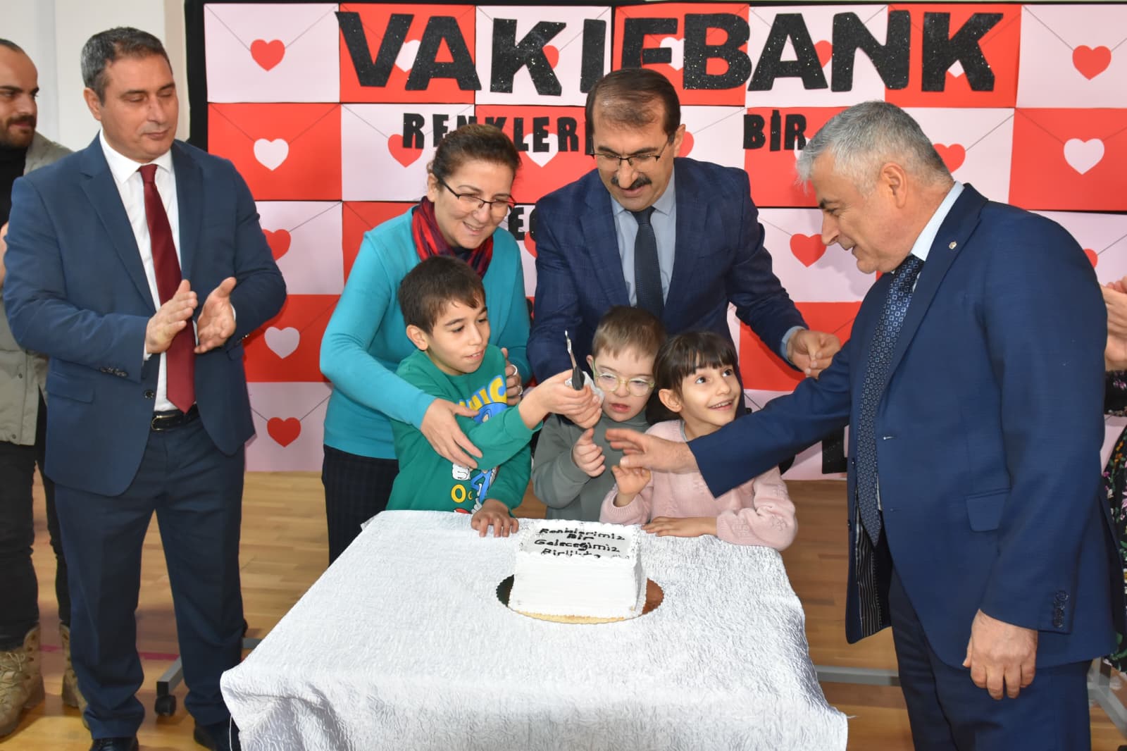 Özel Eğitim Öğrencileri Kardeş Okul Etkinliğinde Buluştu (1)