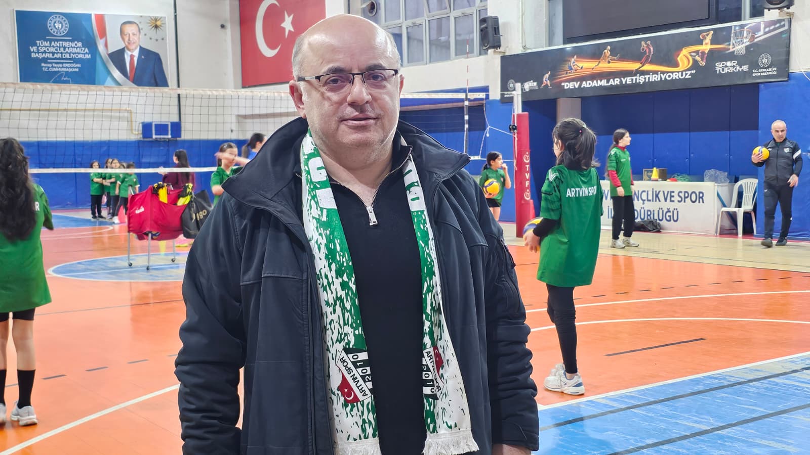 Voleybol Takımları ve Altyapı Sporcuları Tanıtıldı-2