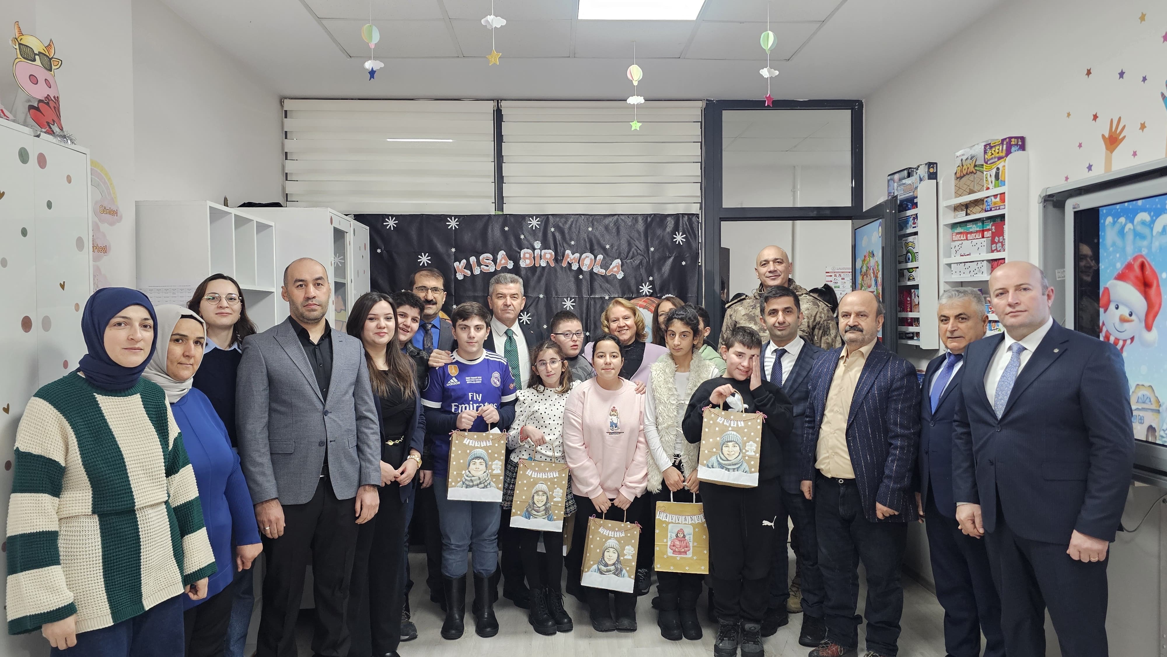 138C0Fc8 9Ee7 4D5C Bff1 72F71F166E9C