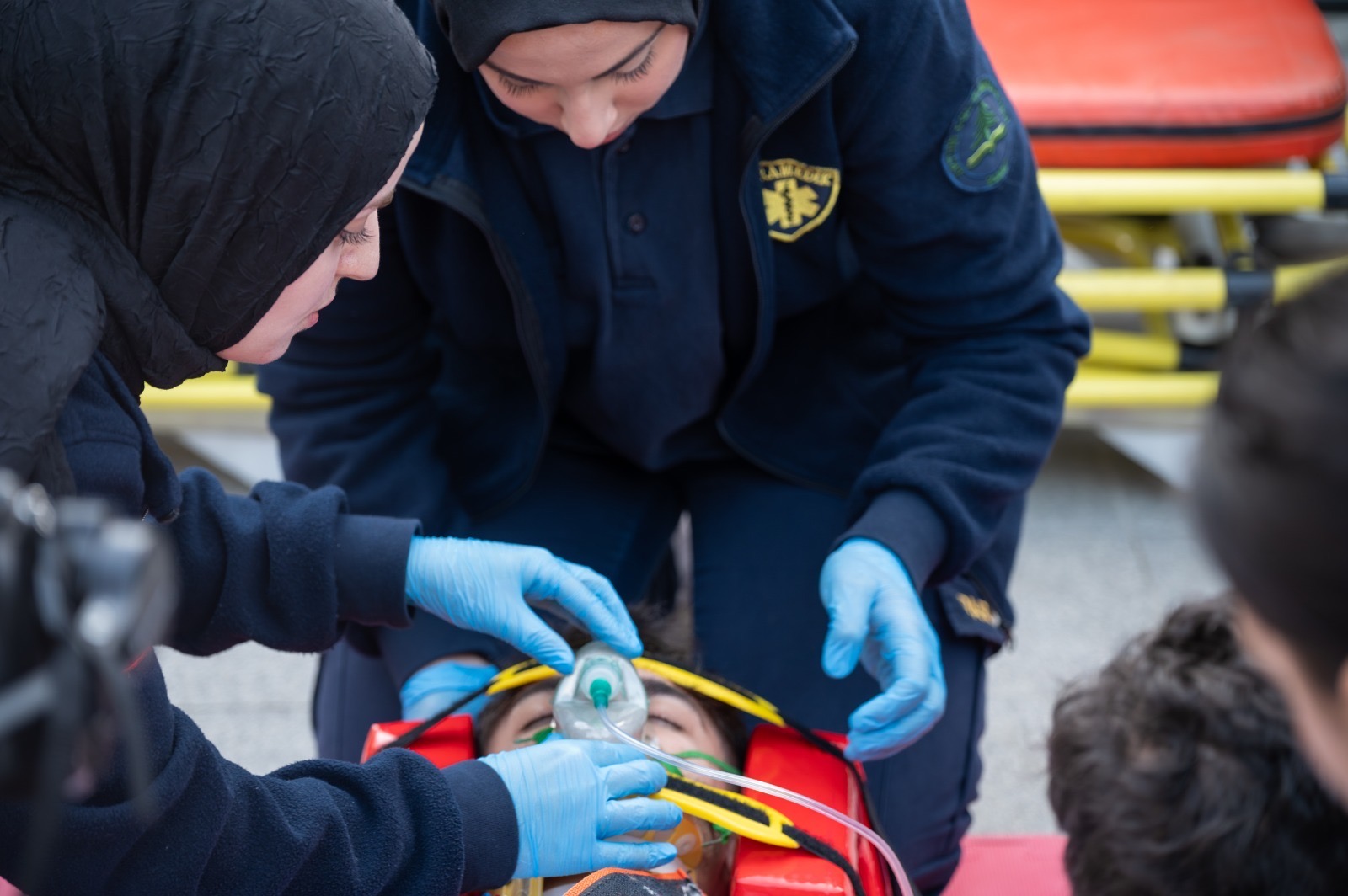AÇÜ’de Simülasyon Ambulansı Hizmete Girdi 2