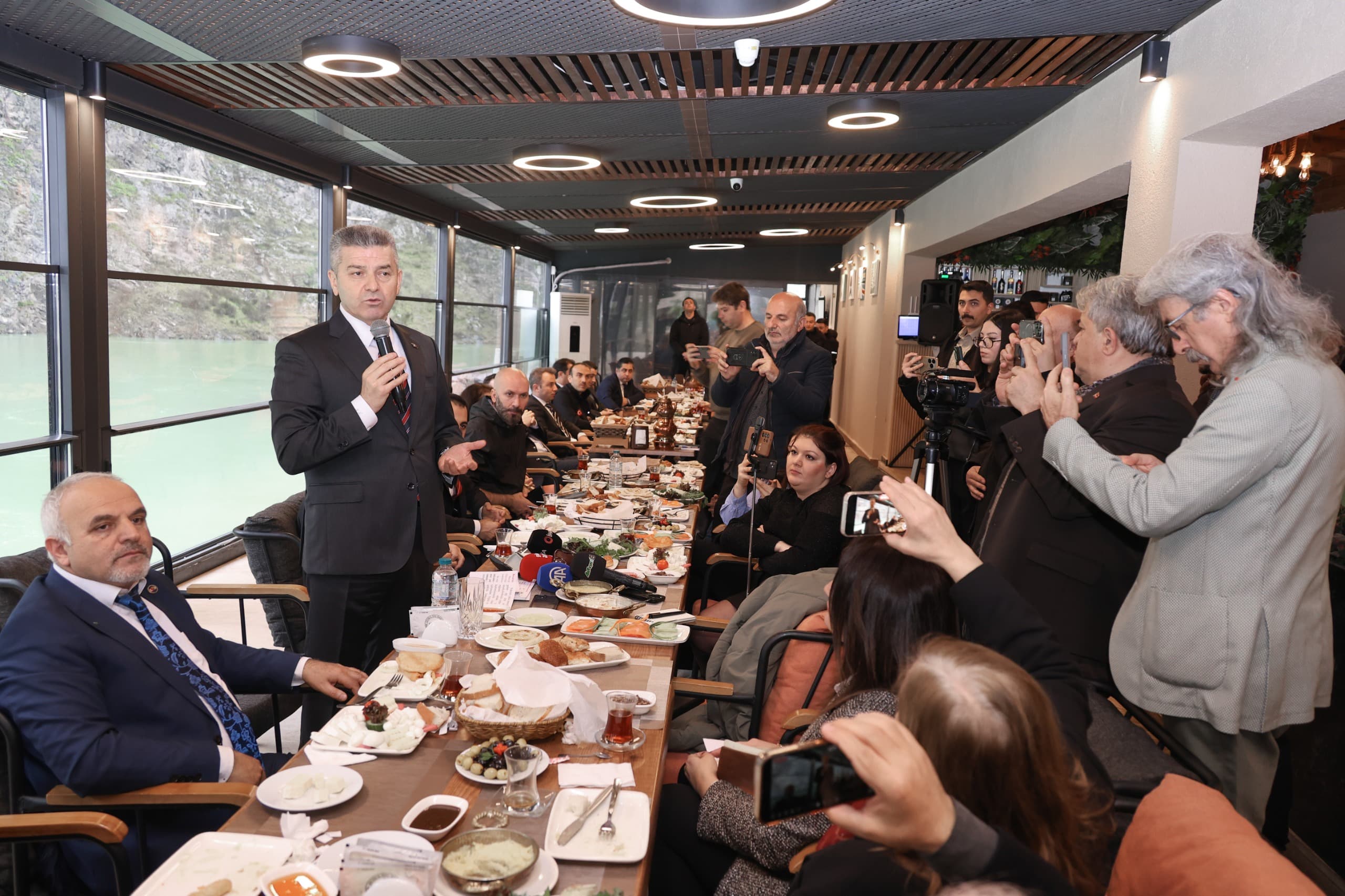 A7B23A7B 7290 4Bfd A08C 2Abef74427Ae