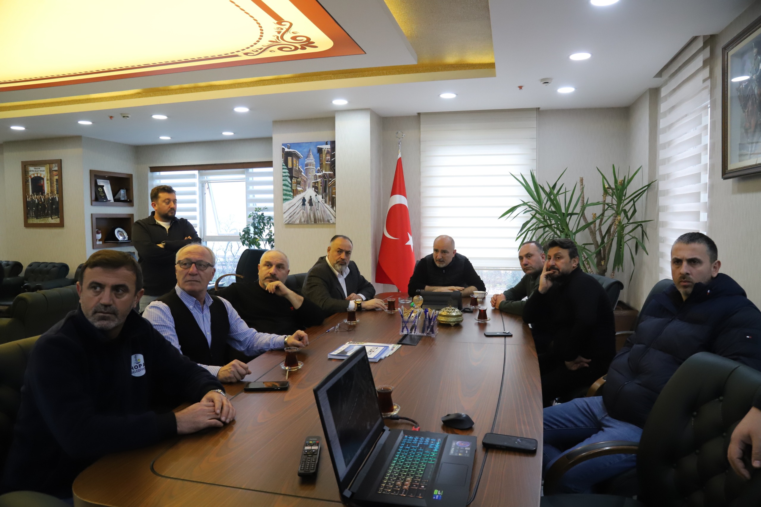 Artvin Hopaspor’dan Hopa Belediyesi’ne Ziyaret (1)