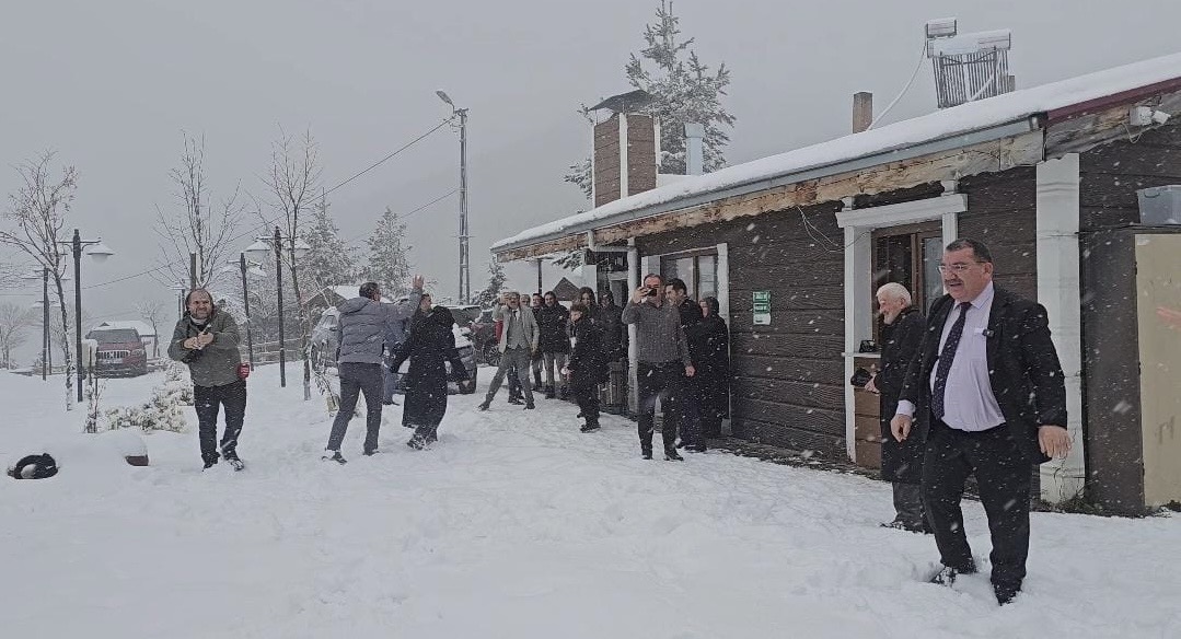 D22846Ee 166F 4Cb5 99A9 83C99Ef97Ad7