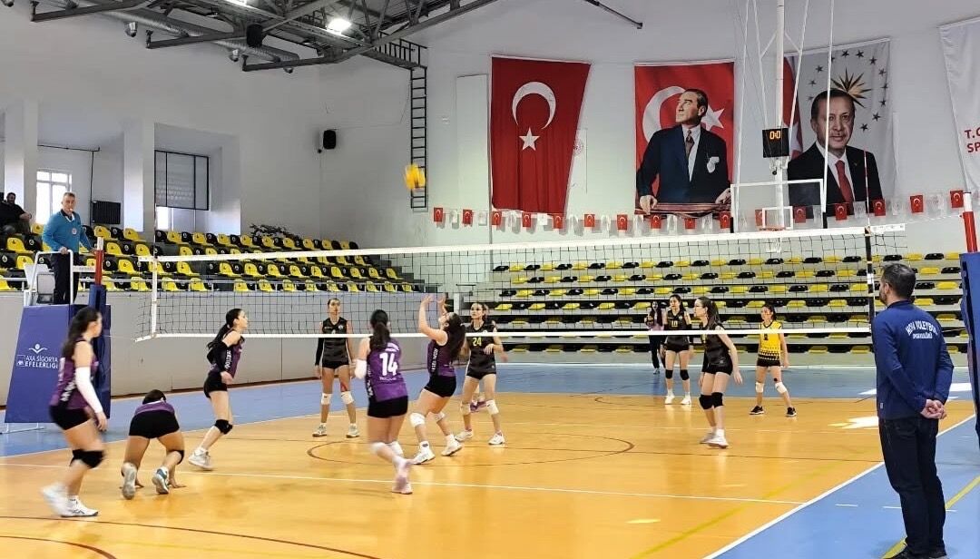 Voleybolda İl Birincisi Belli Oldu 1