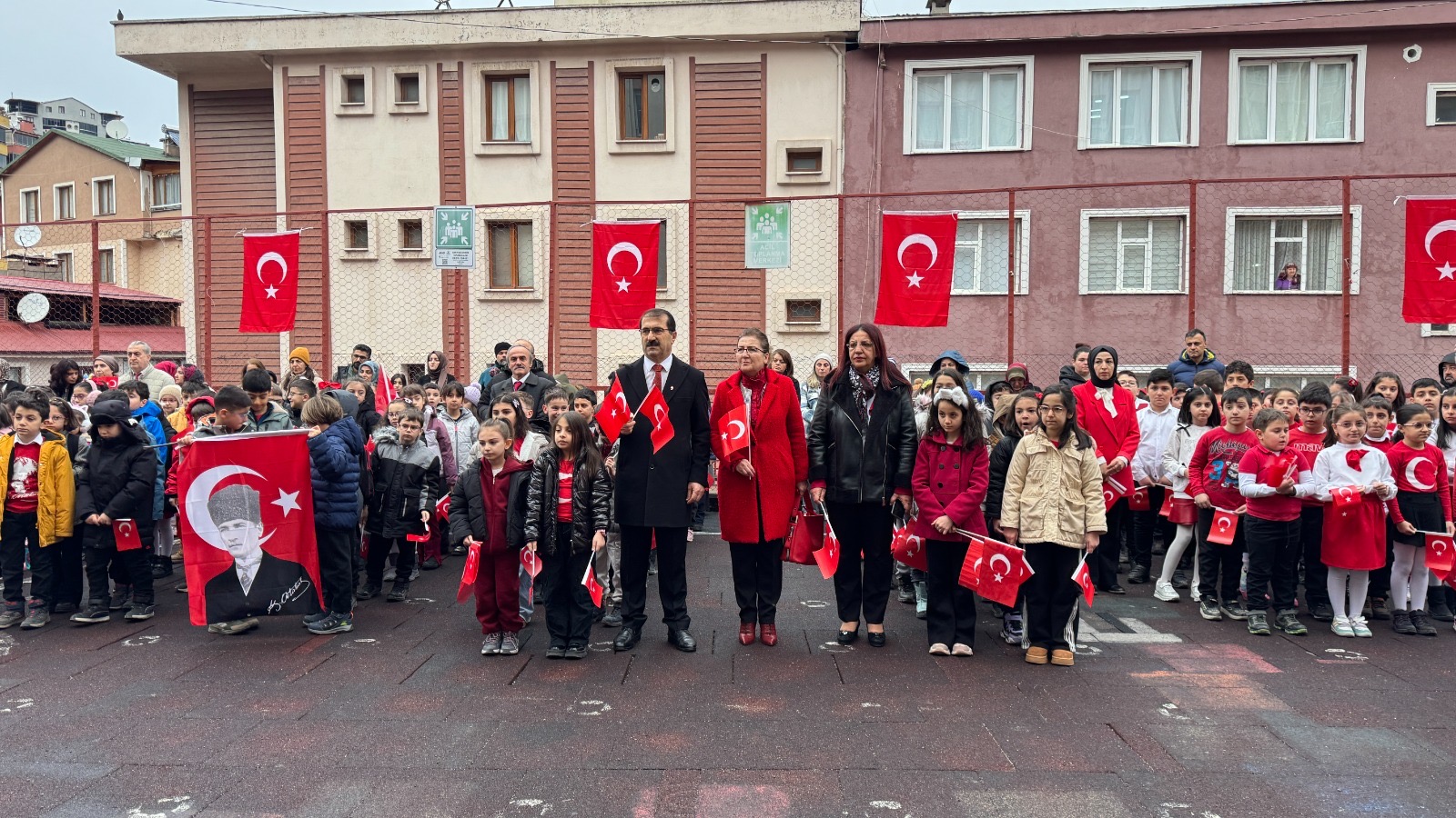 38C315D6 5166 486D B94D 0Ed015Cd1Fe2