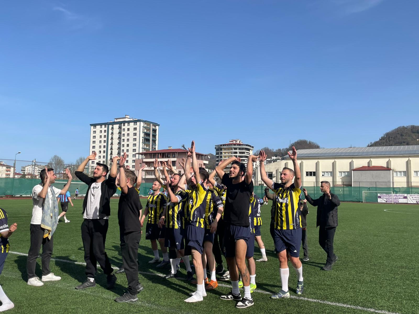 4 Büyükler Arhavi’de Dostluk Mesajı Verdi (3)