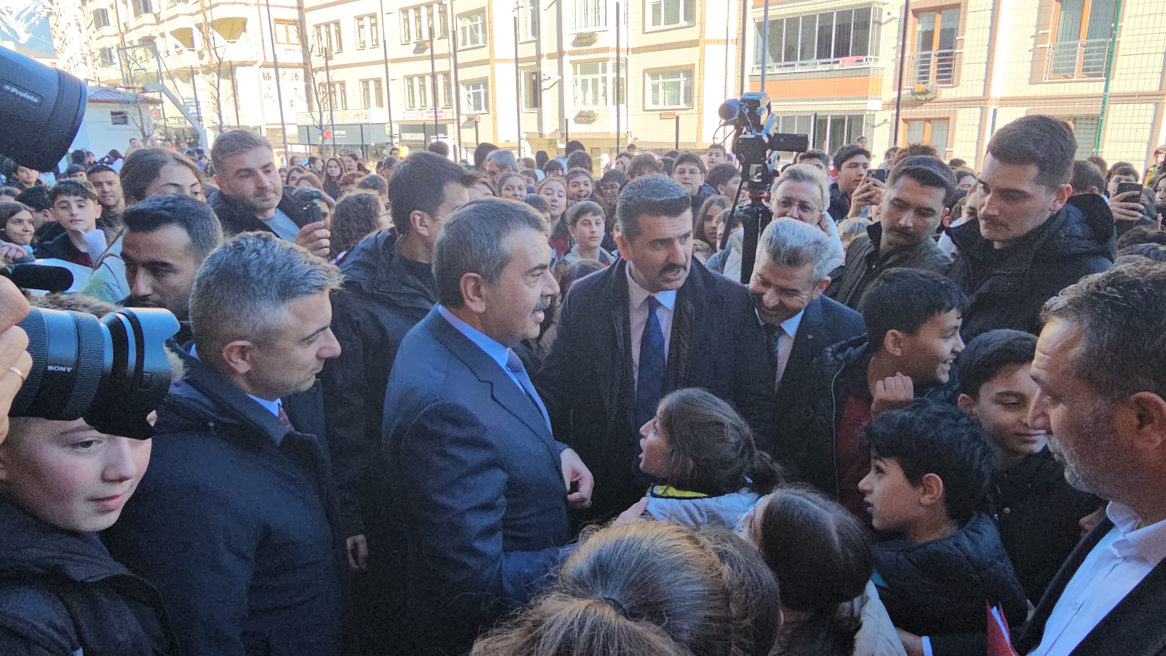 4Dacc3D5 3Bb2 43E1 A74F 16Cac64068C0