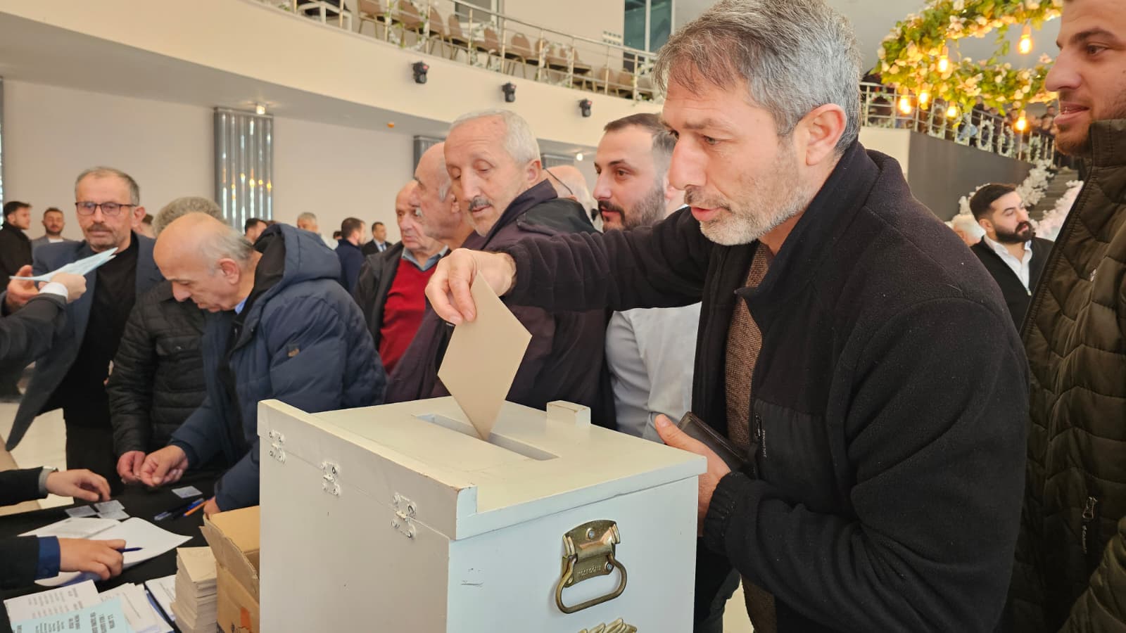 Öngüner Bayrağı Aydın’a Teslim Etti-3