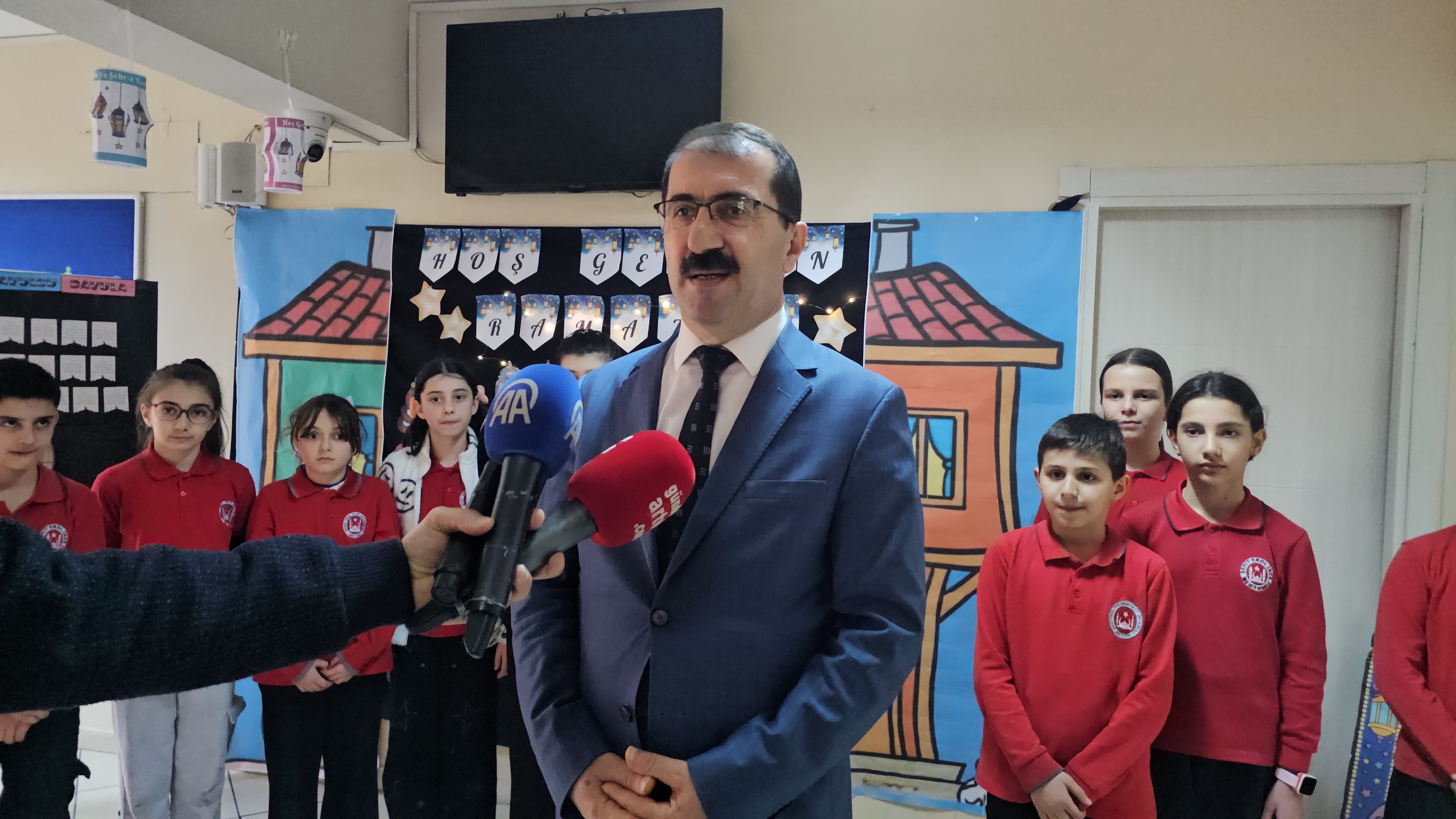 99385226 F4C3 46Fd Be24 95E06F989425