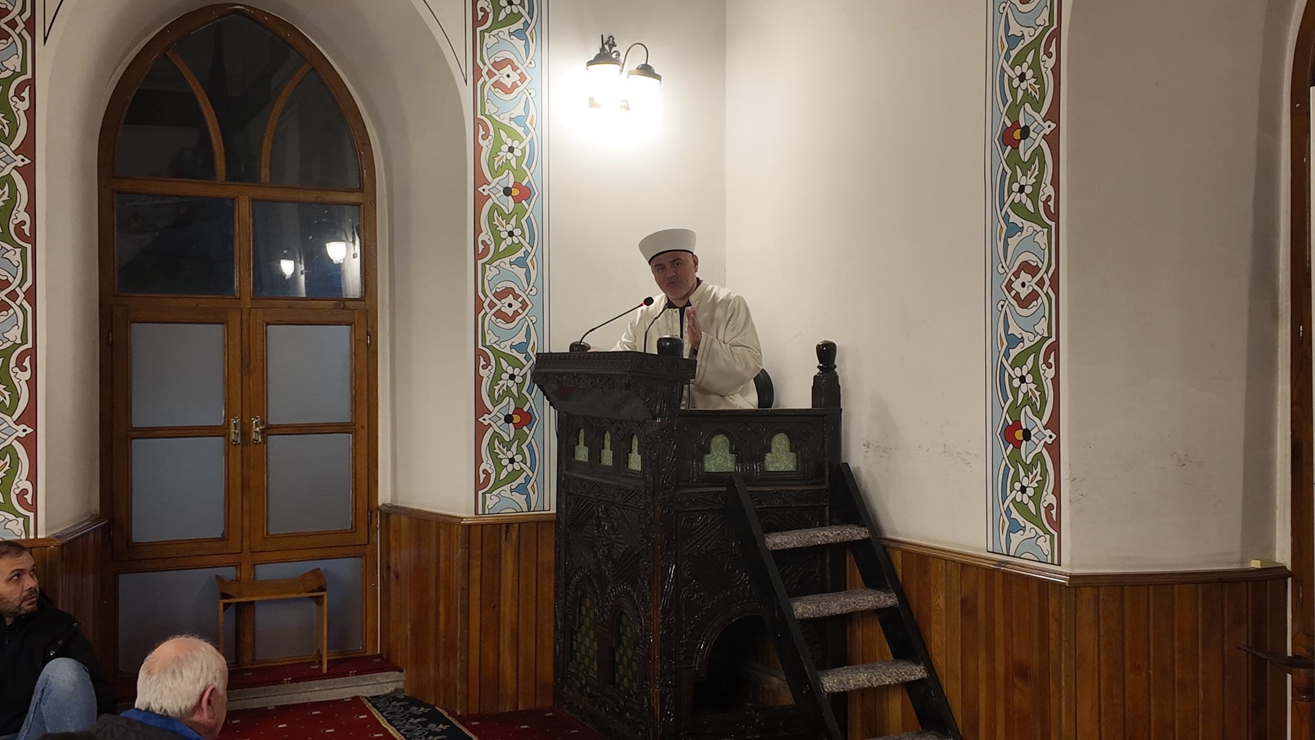 B95826A4 7232 4635 82F4 10E50B506Bce