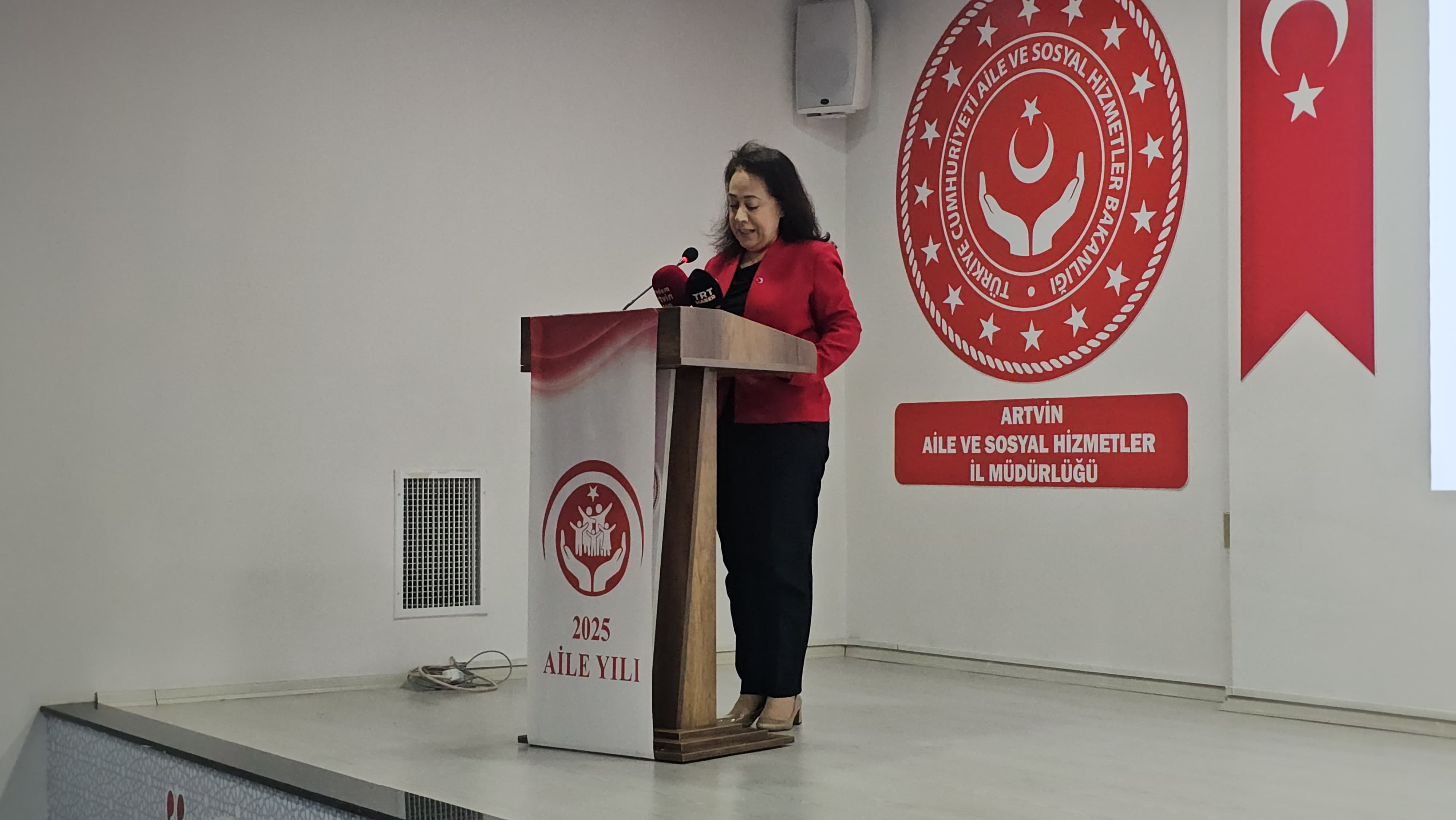 C4Ac8598 16Be 4102 9D5B 55B2F69F6D3E