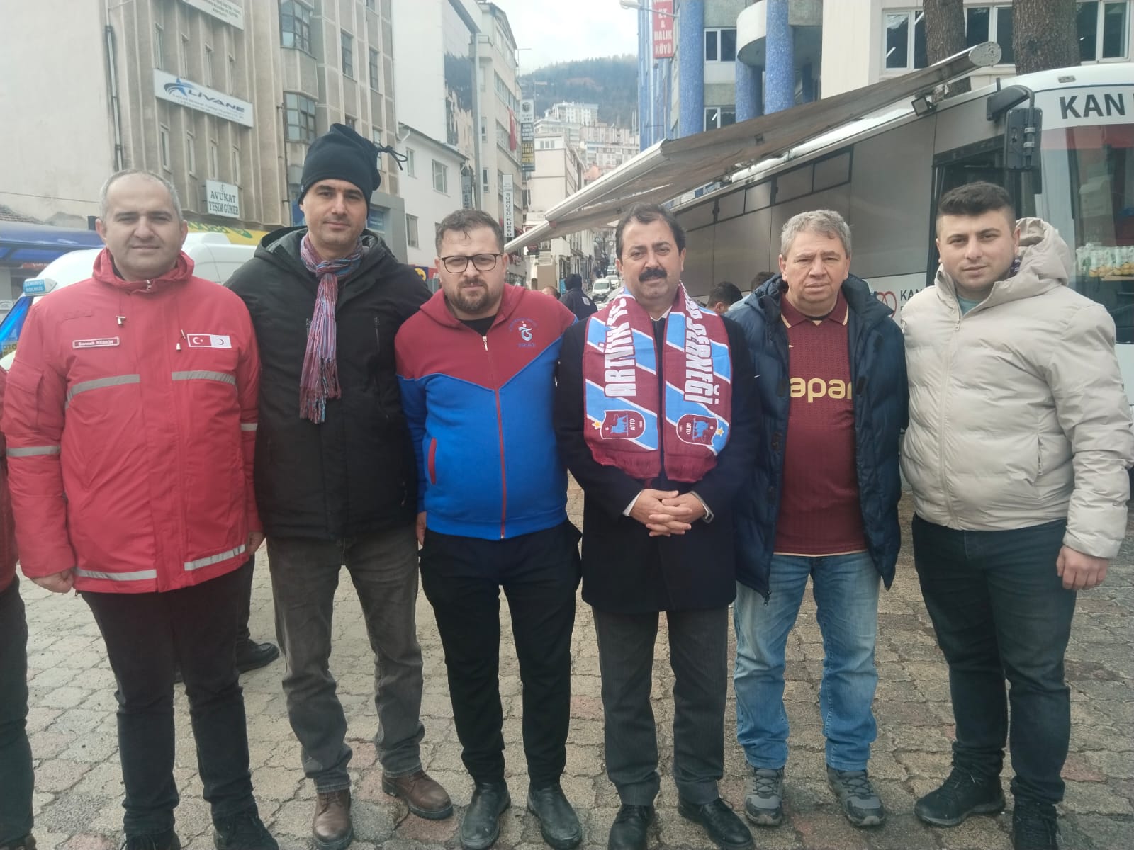 Tribünden Hayata Uzanan Destek-2