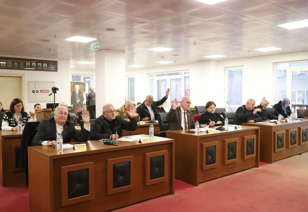 “İktidar Verdiği Sözleri Yerine Getirmedi” (1)