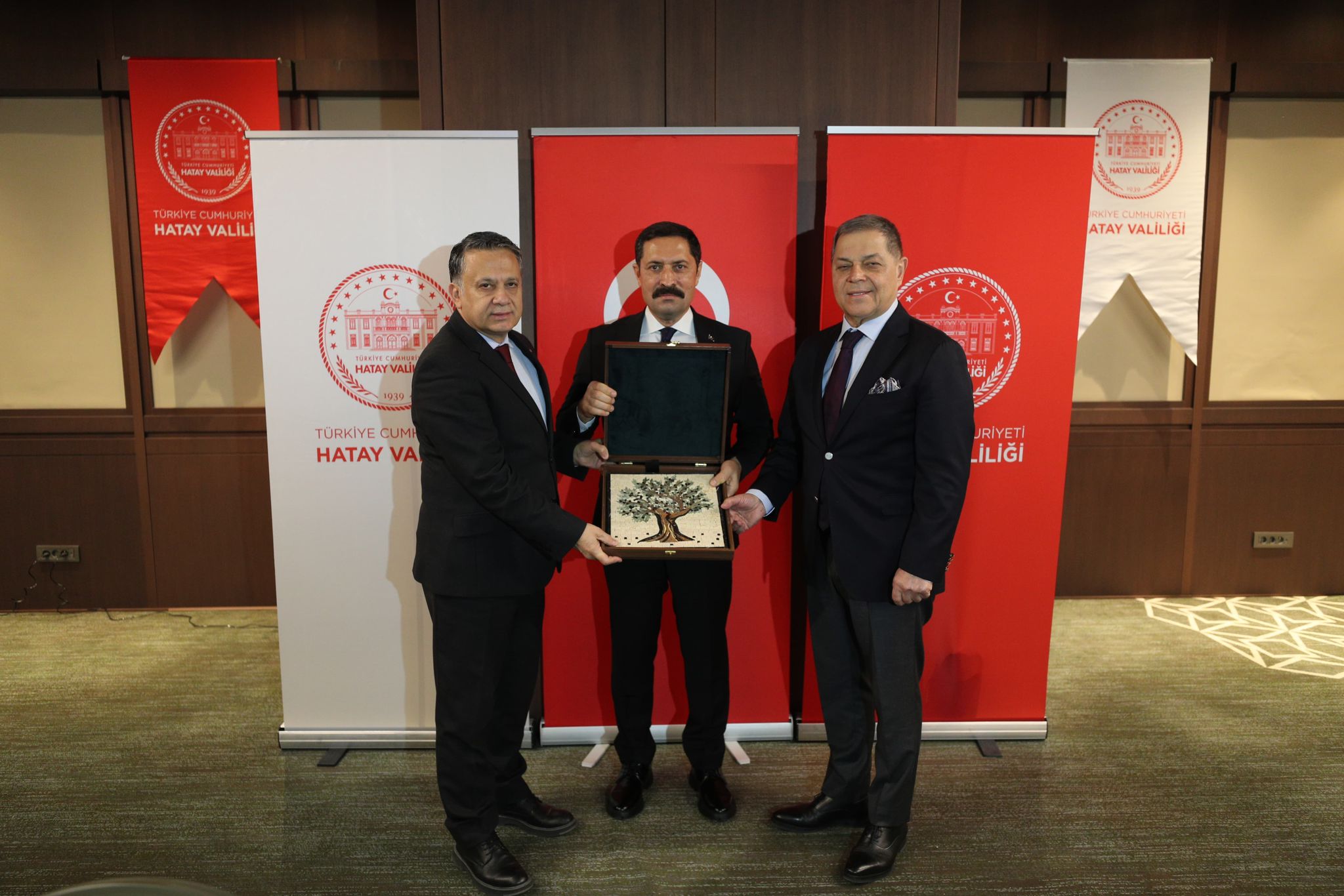 Kgk, Depremin Yıldönümünde Hatay’da (5)