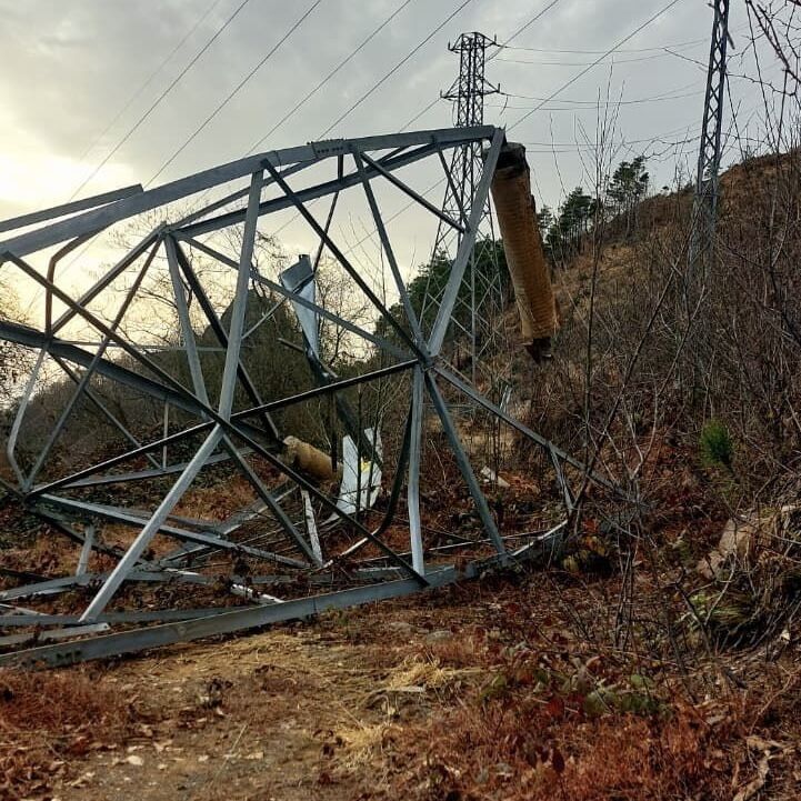 Vinç Kiralayarak 1 Milyon TL'lik Kablo Çaldılar