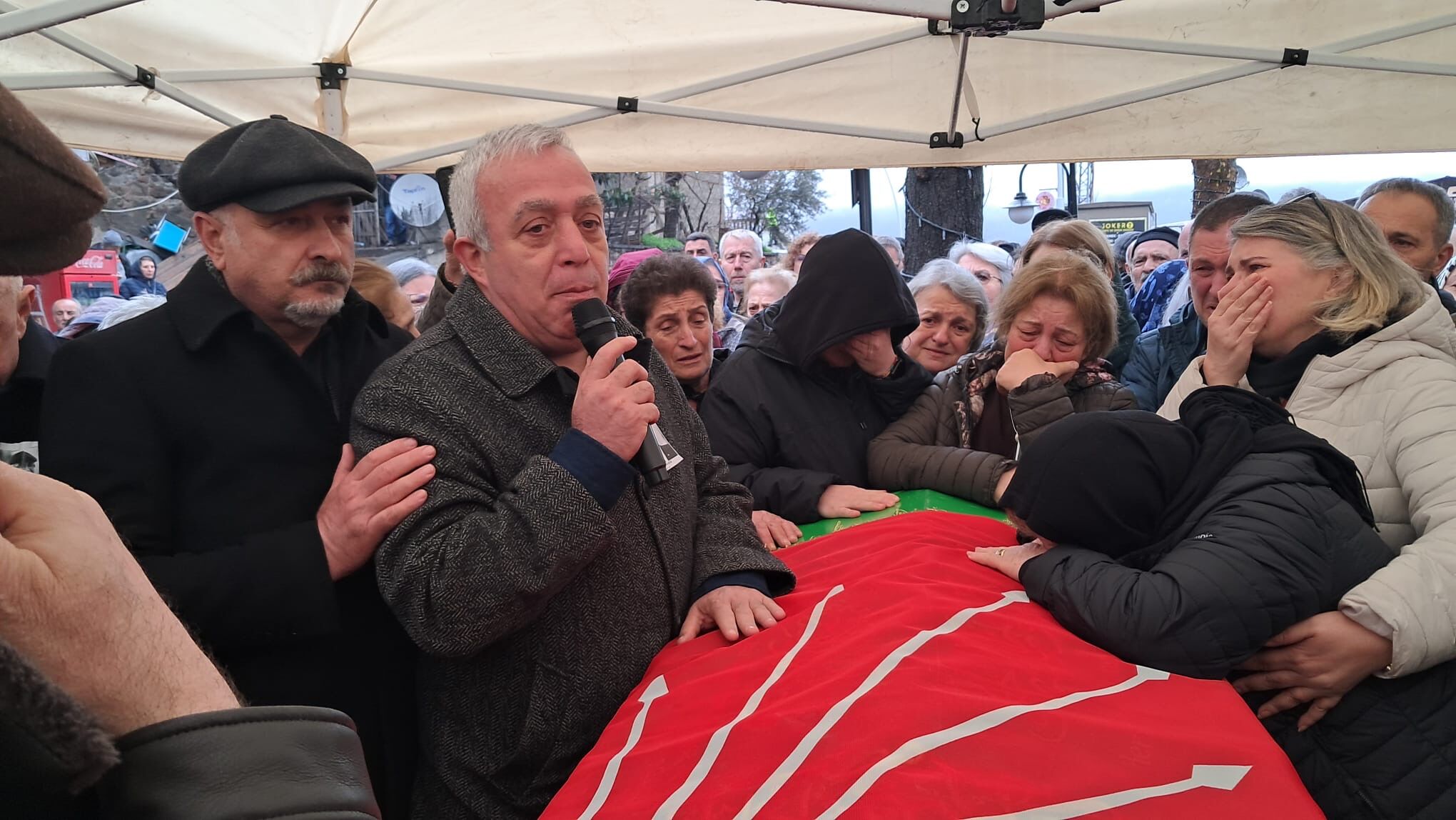 13B0C7De 212E 4638 93E2 C62Eb388Fb06