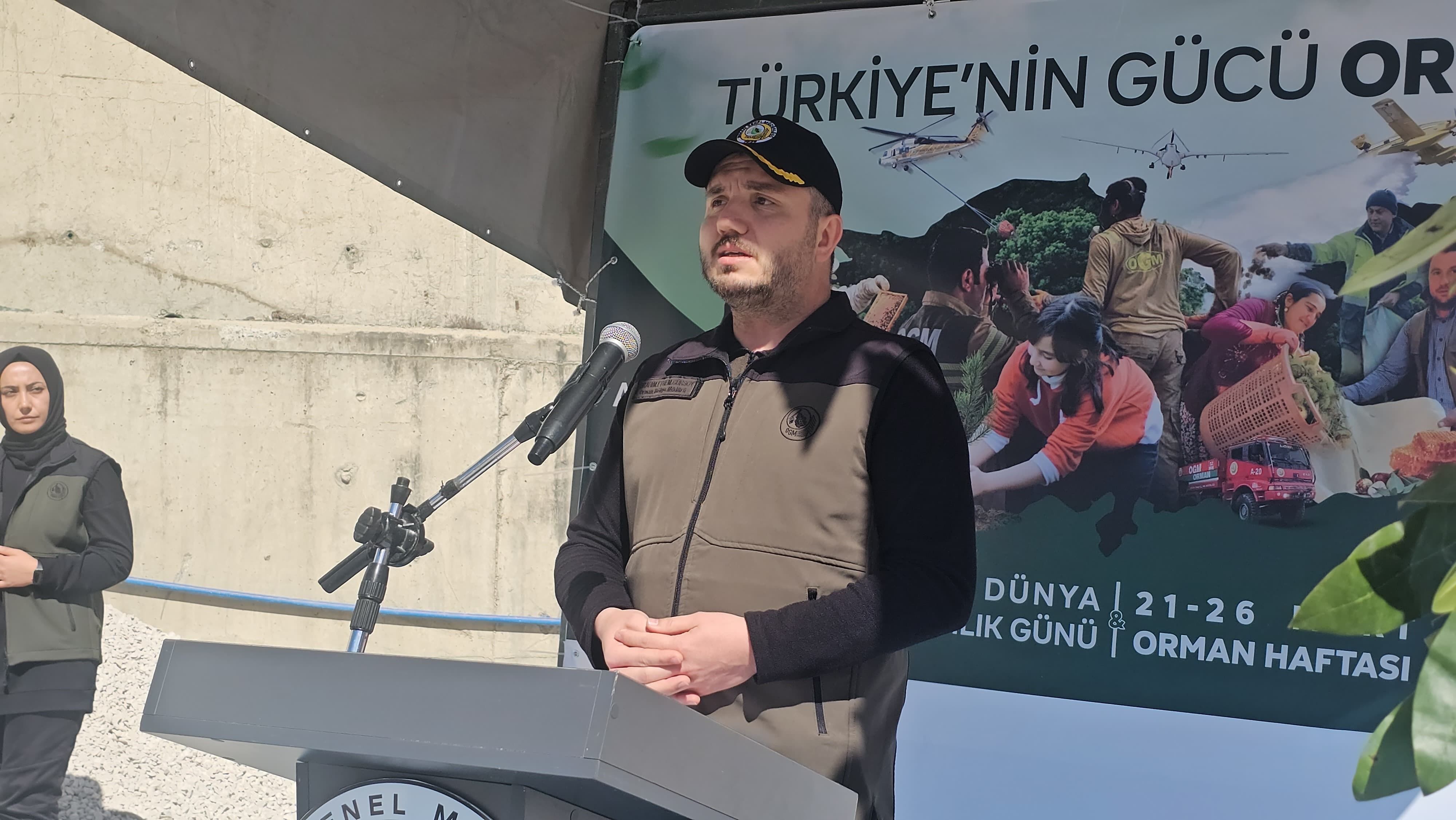 1756358D 5034 4A63 9Deb 587F46Aa50E0