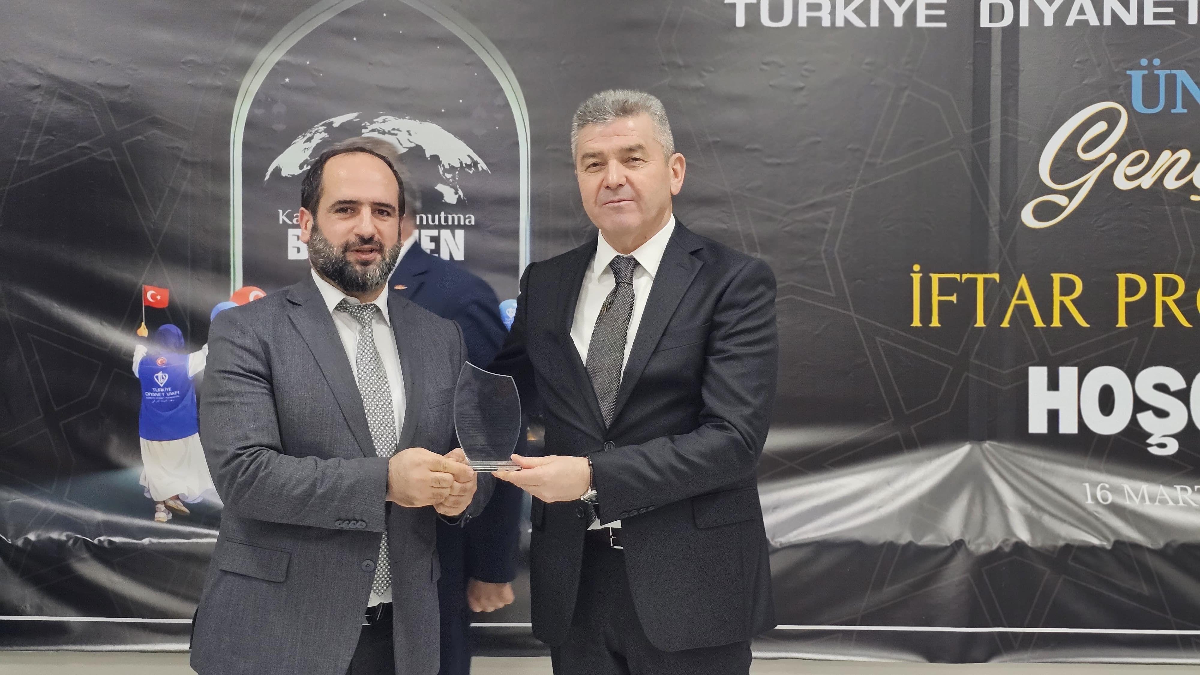 485Bd9Cf 57Ae 4A5C A3B3 18318925F588