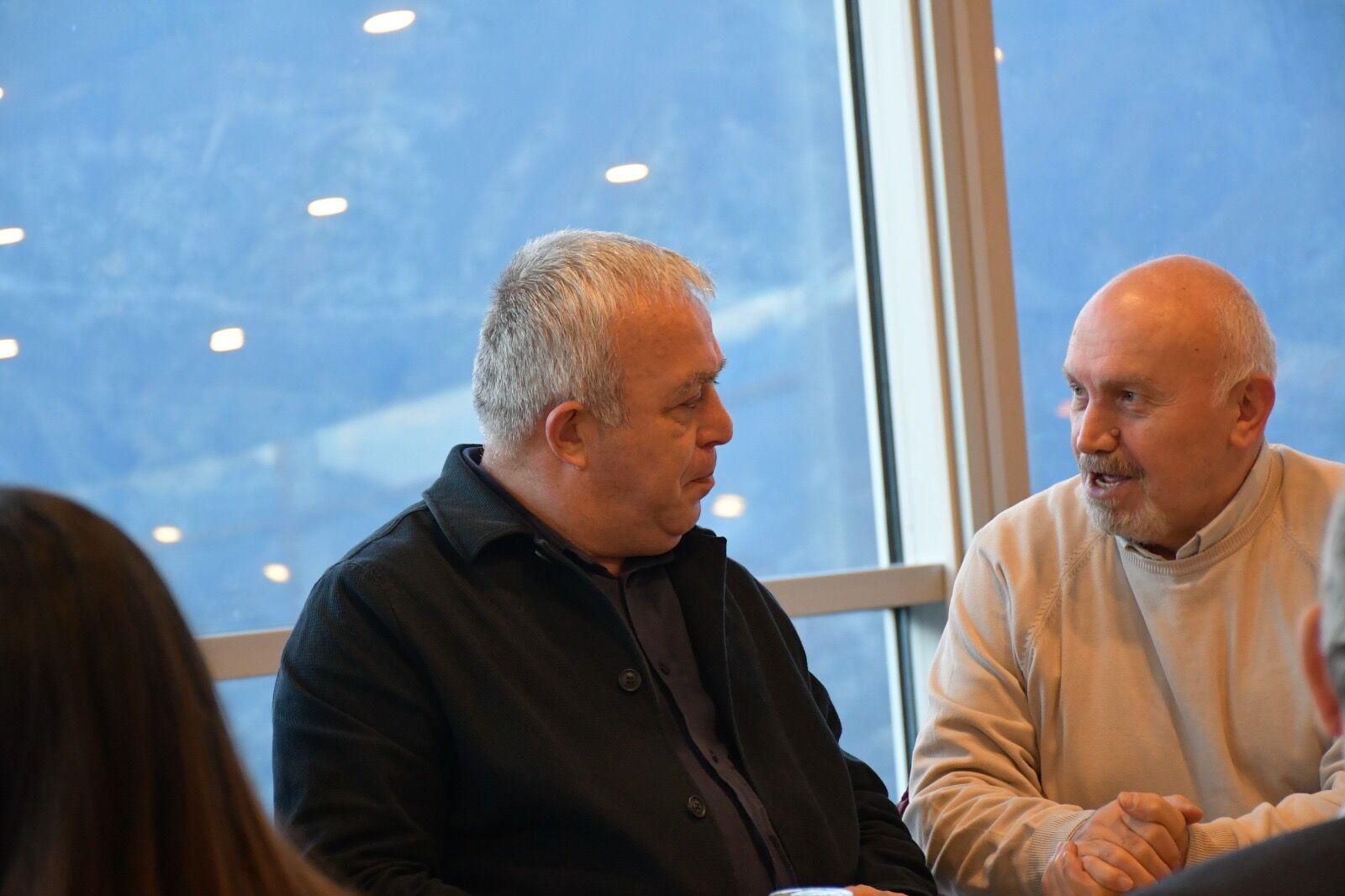 562Aeb9B 312F 418F Bdca 9340271A6E4B