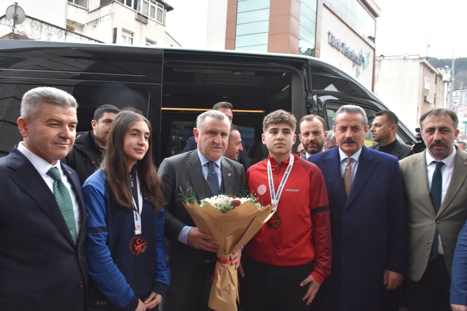 5D06A9D6 094B 4034 80C0 91179B74Cdc5