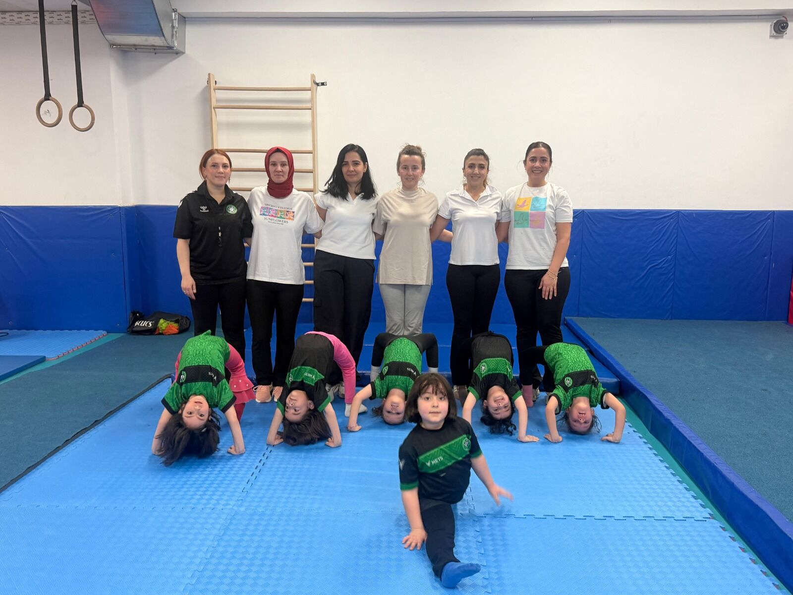 Anneler ve Çocuklar Sahada Buluştu-2