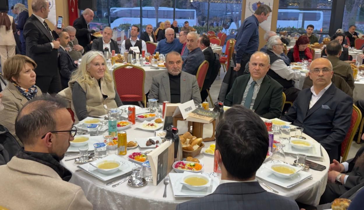 800’den Fazla Davetli Bir Araya Geldi-3