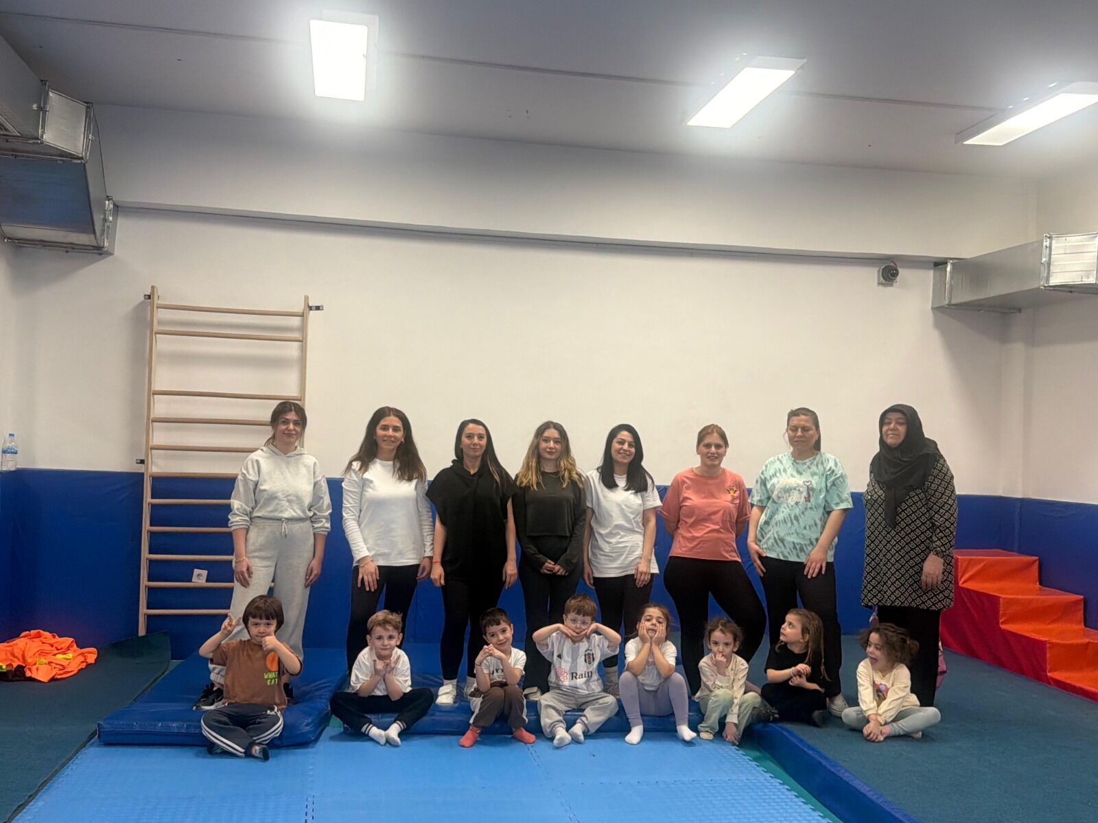 Anneler ve Çocuklar Sahada Buluştu-4