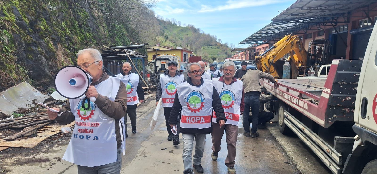 “Emekliler Sefalete ‘Dur’ Diyecek” (4)