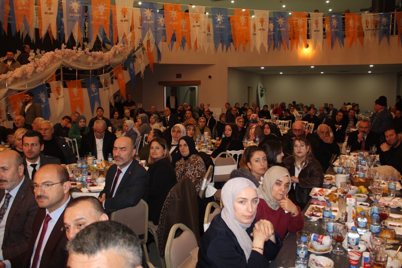 F8444Bad 2B7D 4563 9095 D81Ceca2Cec8