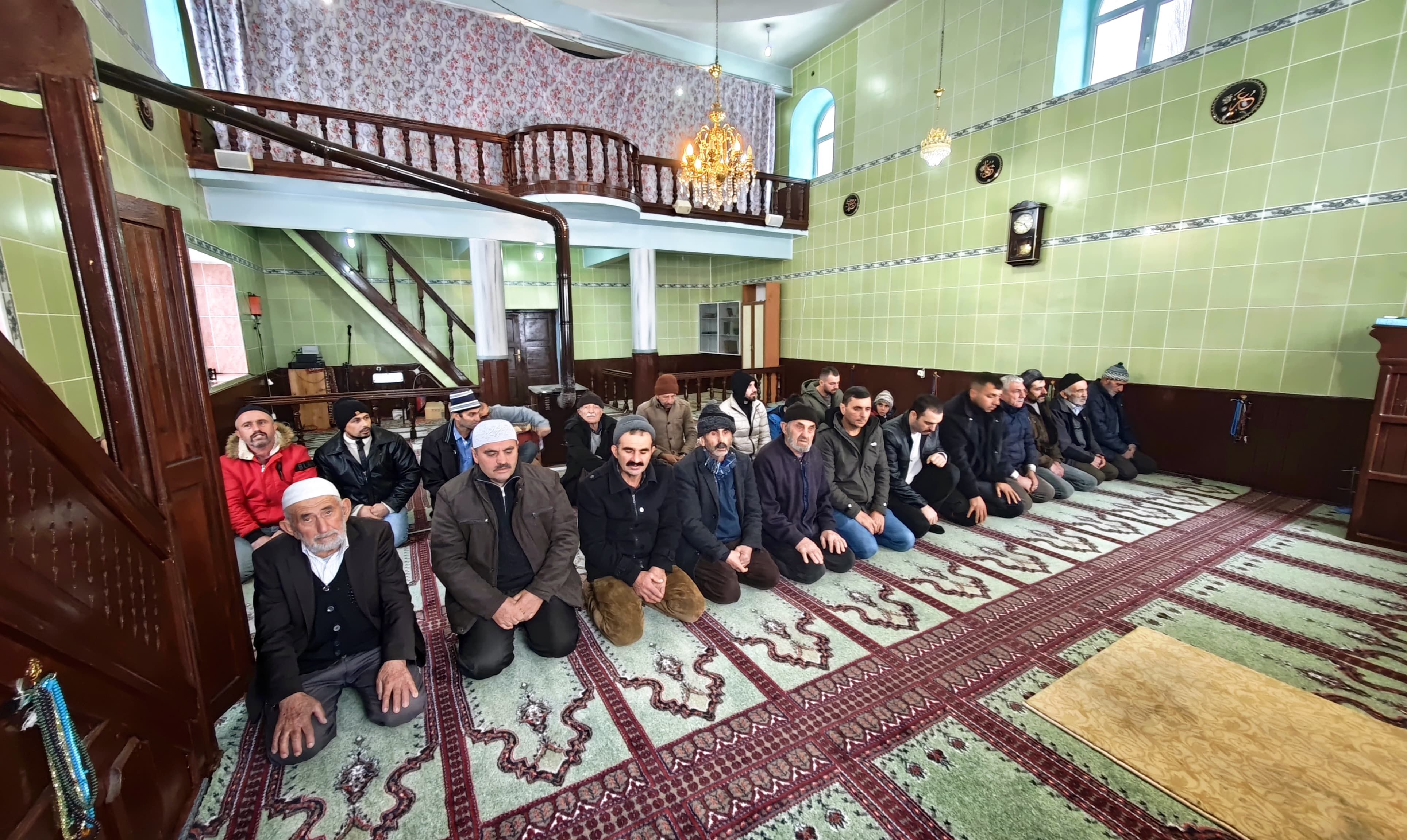 2 Bin 50 Rakım da Kar Altında Bayram Coşkusu-2