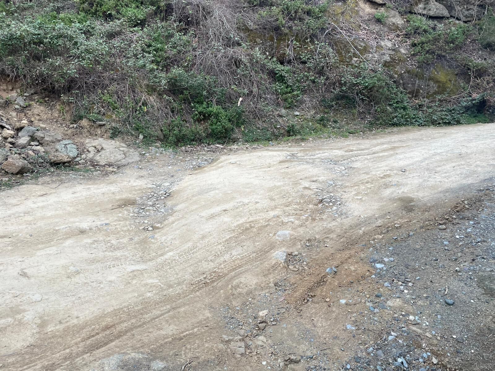 Şehre Yakın, Hizmete Uzak (3)