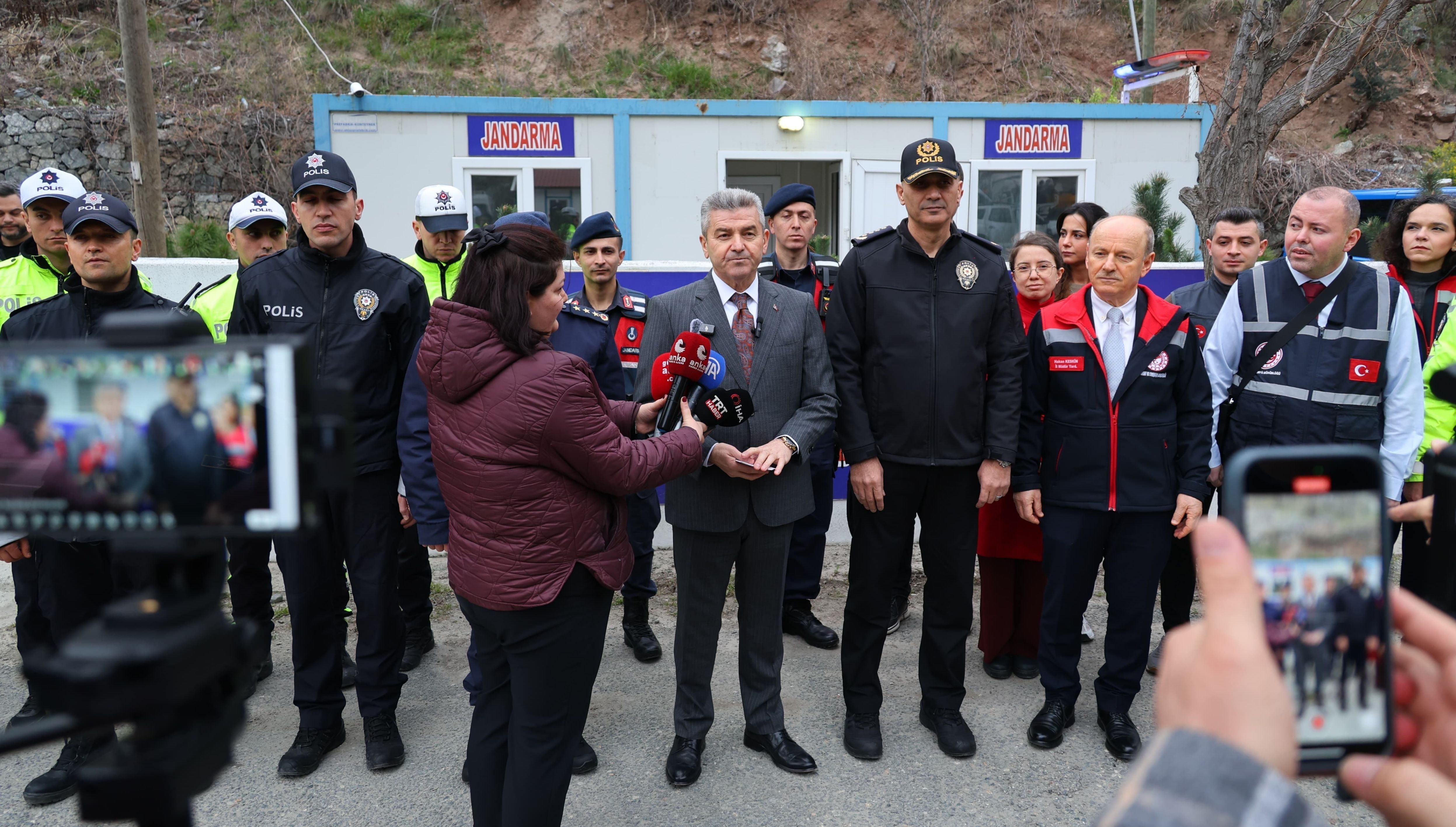 1586 Personel Görev Başında 1