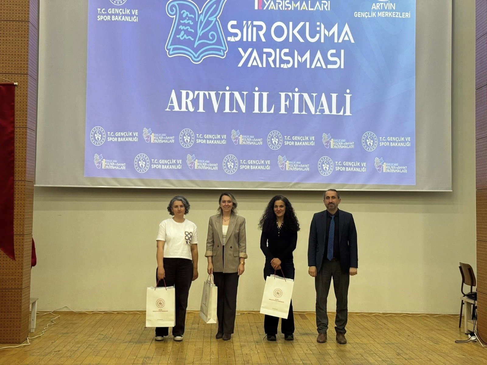 Şiir Yarışması İl Finali Gerçekleştirildi-2