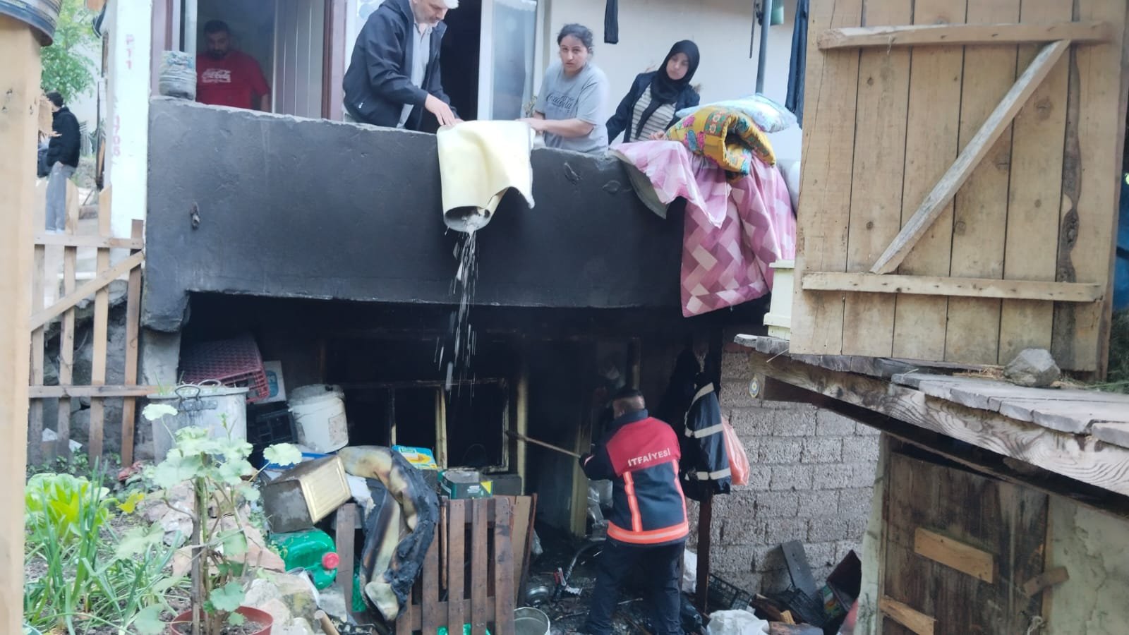 3 Katlı Binada Yangın