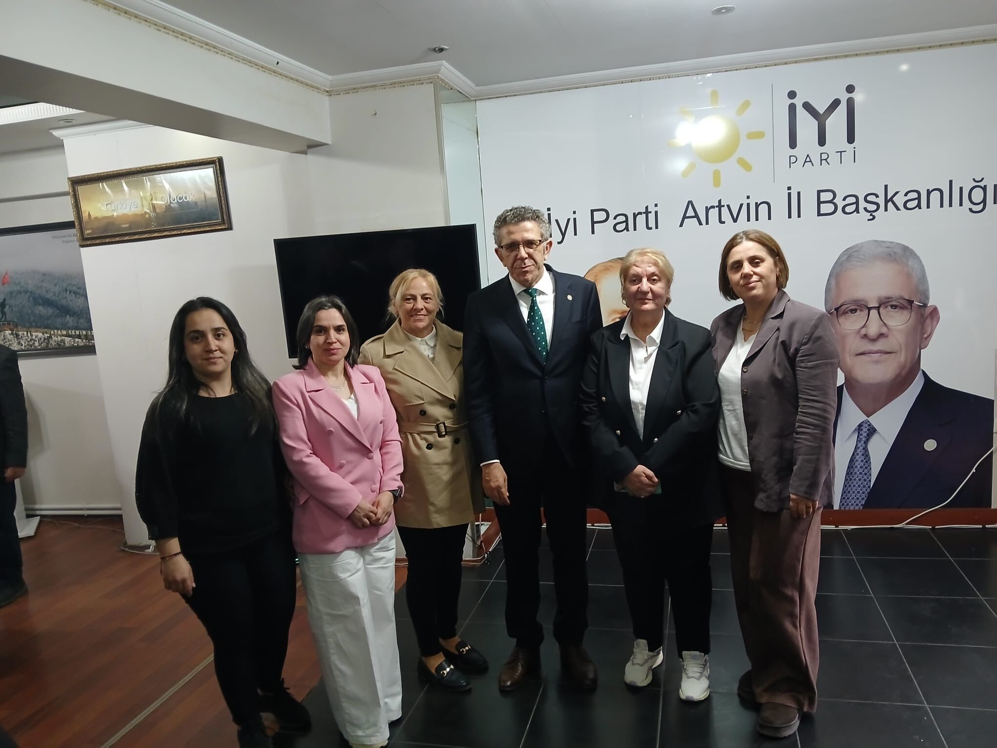 5454Da37 Db49 4782 B65F 7Cb75E614029