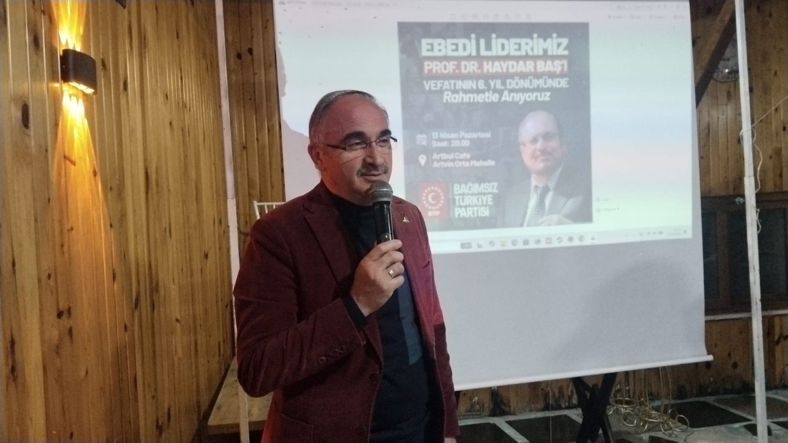 5B76Dde0 Eab4 44Cf 839B 2Cd8E671634F