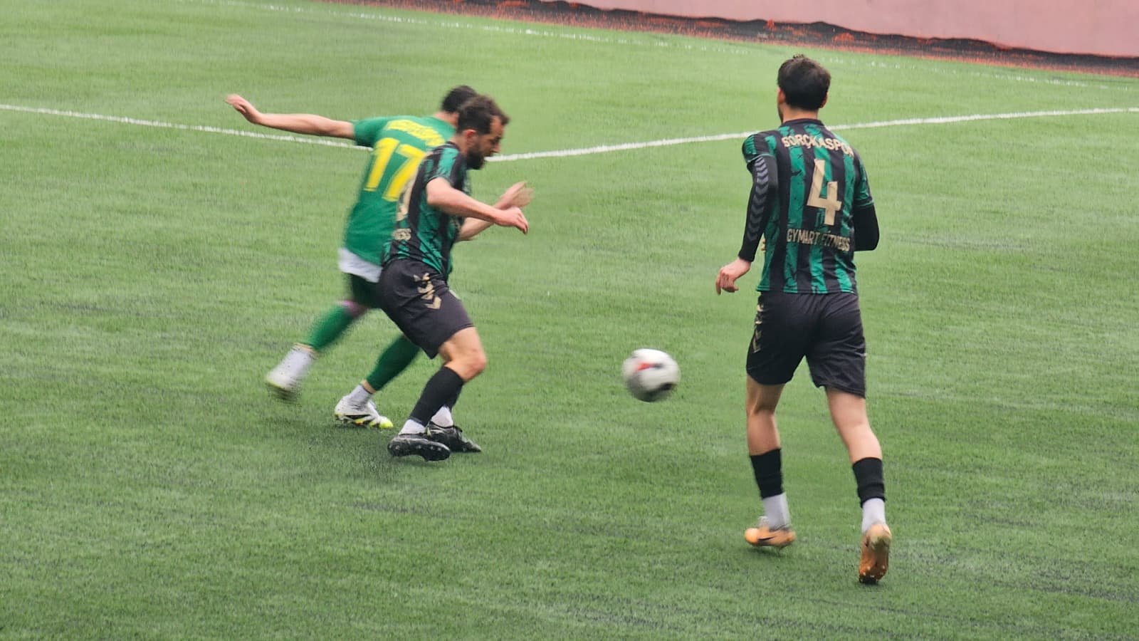 5 Gollü Zaferle Zirveye Yerleşti-3