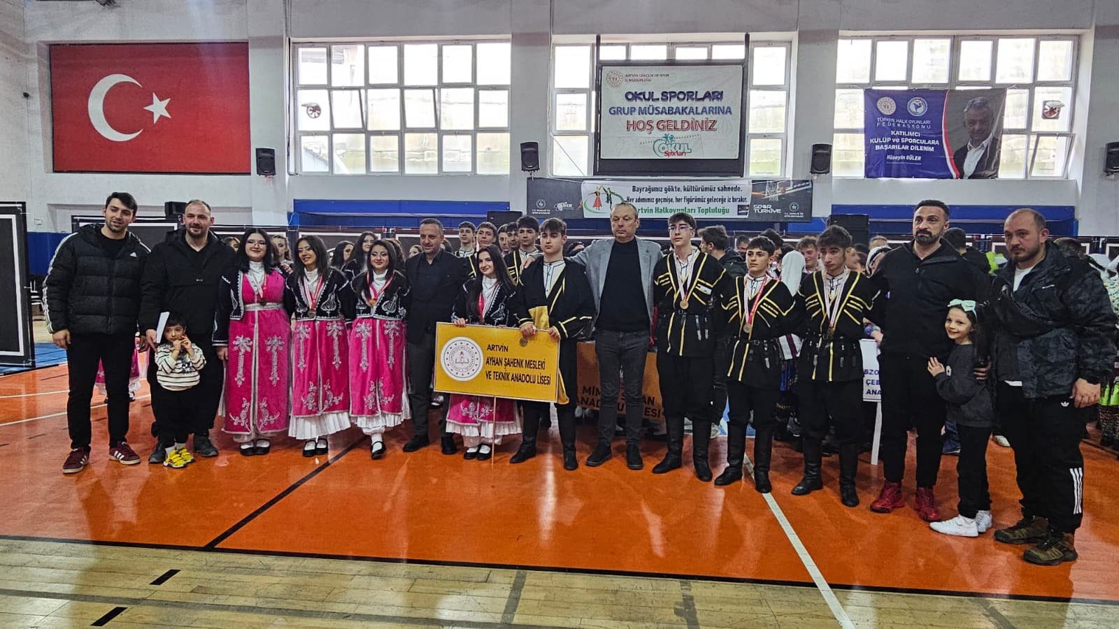 9525F434 0036 4D42 Bebd 37Ef4Ee24043