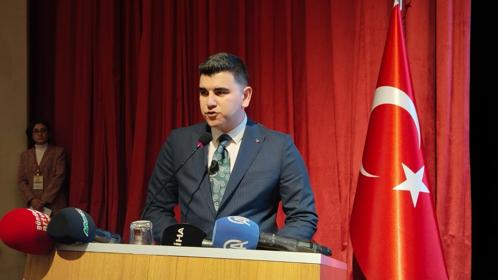 A9876Db4 62B3 4Ac5 8A7C 58Ed44F71Ff0