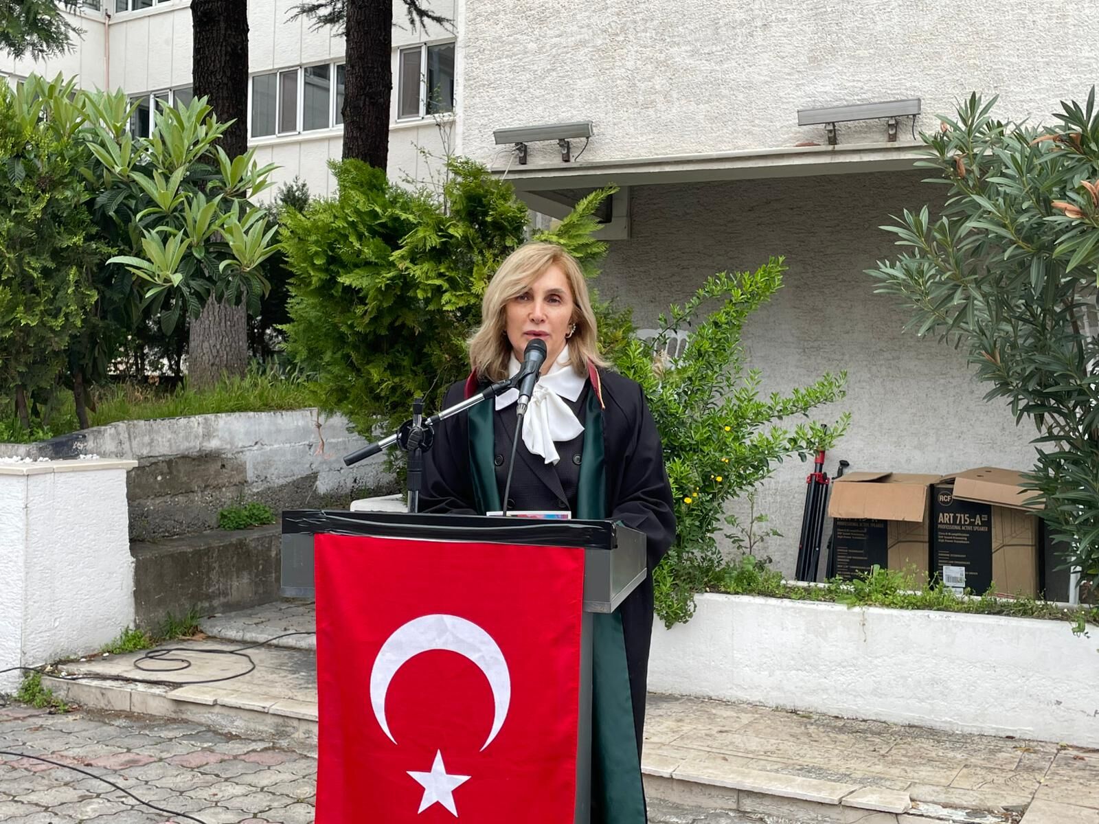 “Avukatlar Adaletin Teminatıdır” (5)