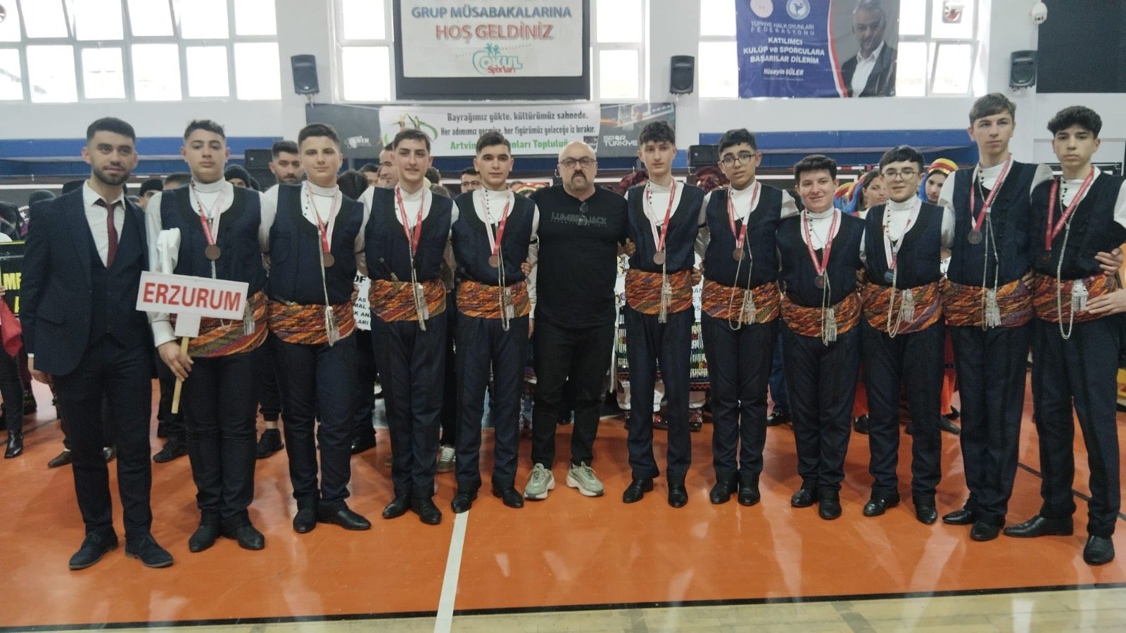 C53F7D01 9Fb7 409D B0D4 E1111D87B3D8